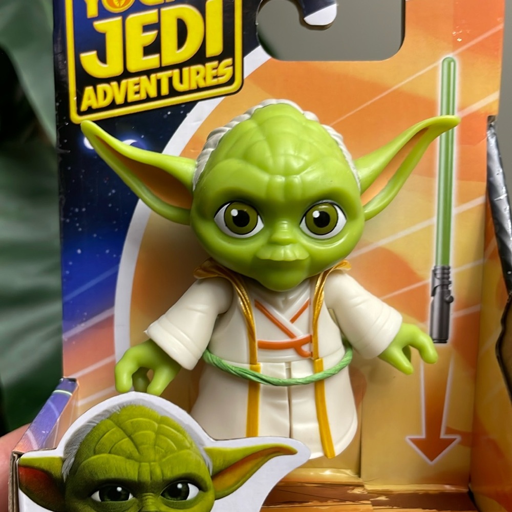 New Star Wars Young Jedi Adventures, Yoda Action Figure, Star Wars Toys NIB - Picture 3 of 8
